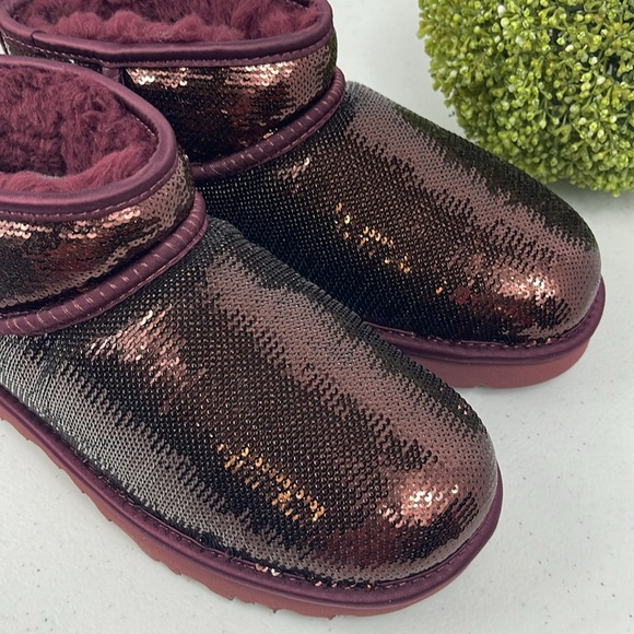 UGG Women's Classic Ultra Mini Mirror Ball Boots Size 6 Color Wild Grape NIB - Picture 8 of 13
